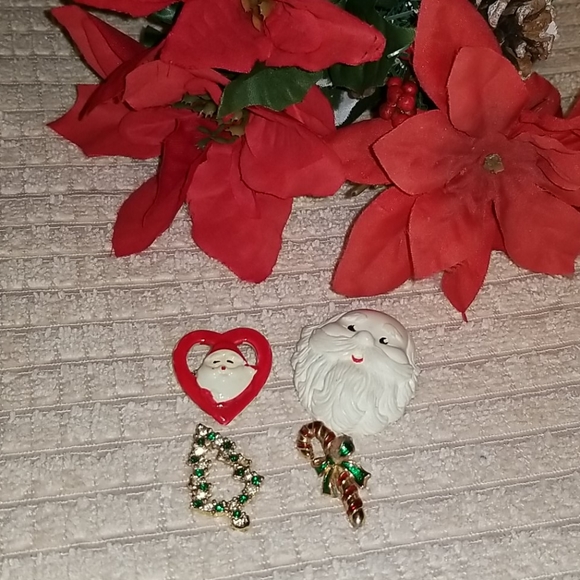 CHRISTMAS PINS - Picture 2 of 4
